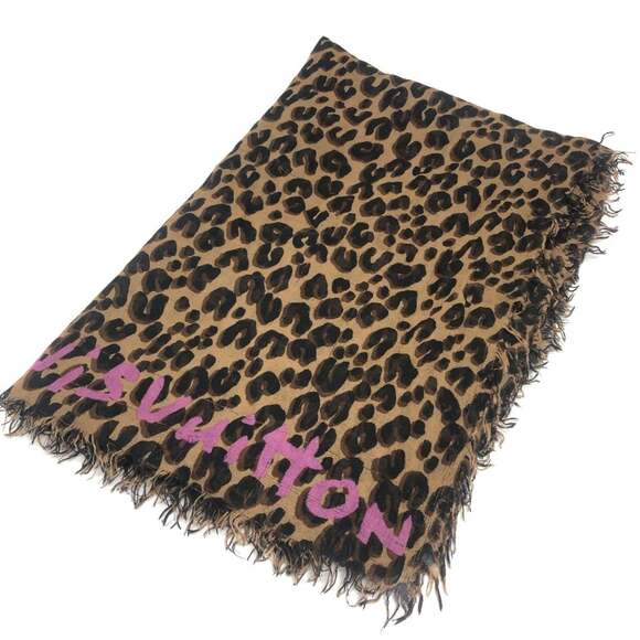 LOUIS VUITTON Accessories - LOUIS VUITTON M79566 Etol Leopard Fashion Accessory Large Stole Scarf Cashmer...